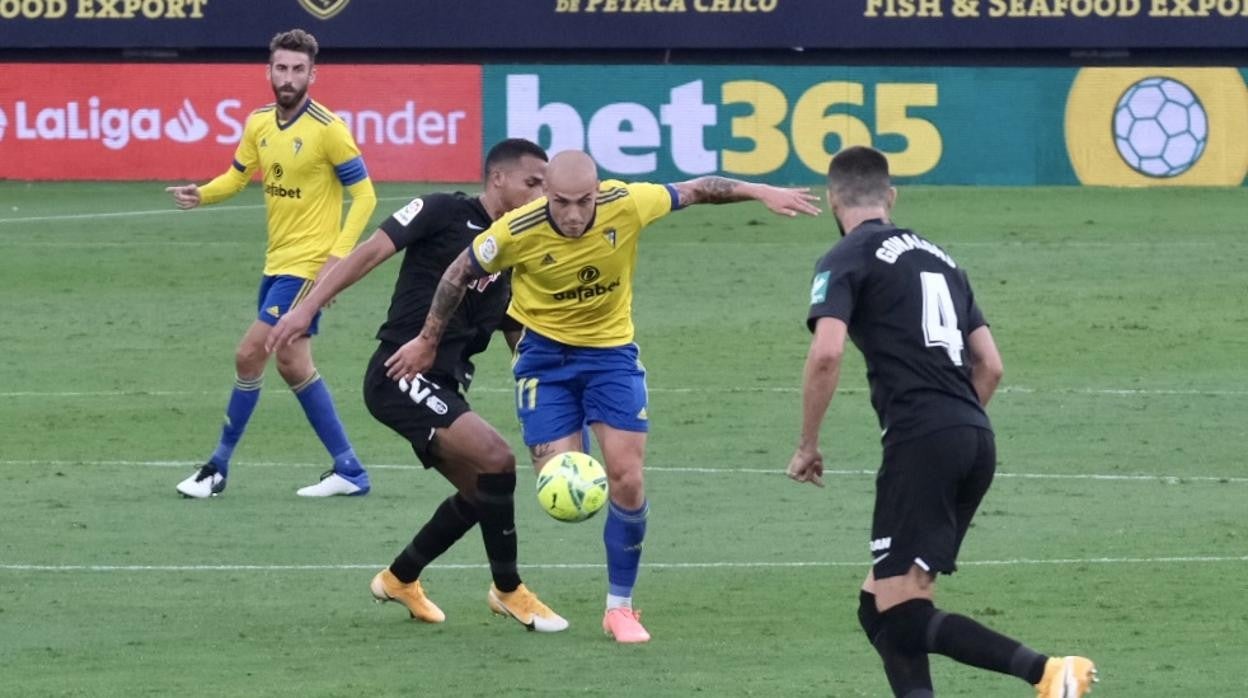 pombo jugó la primera parte de aquel partido.