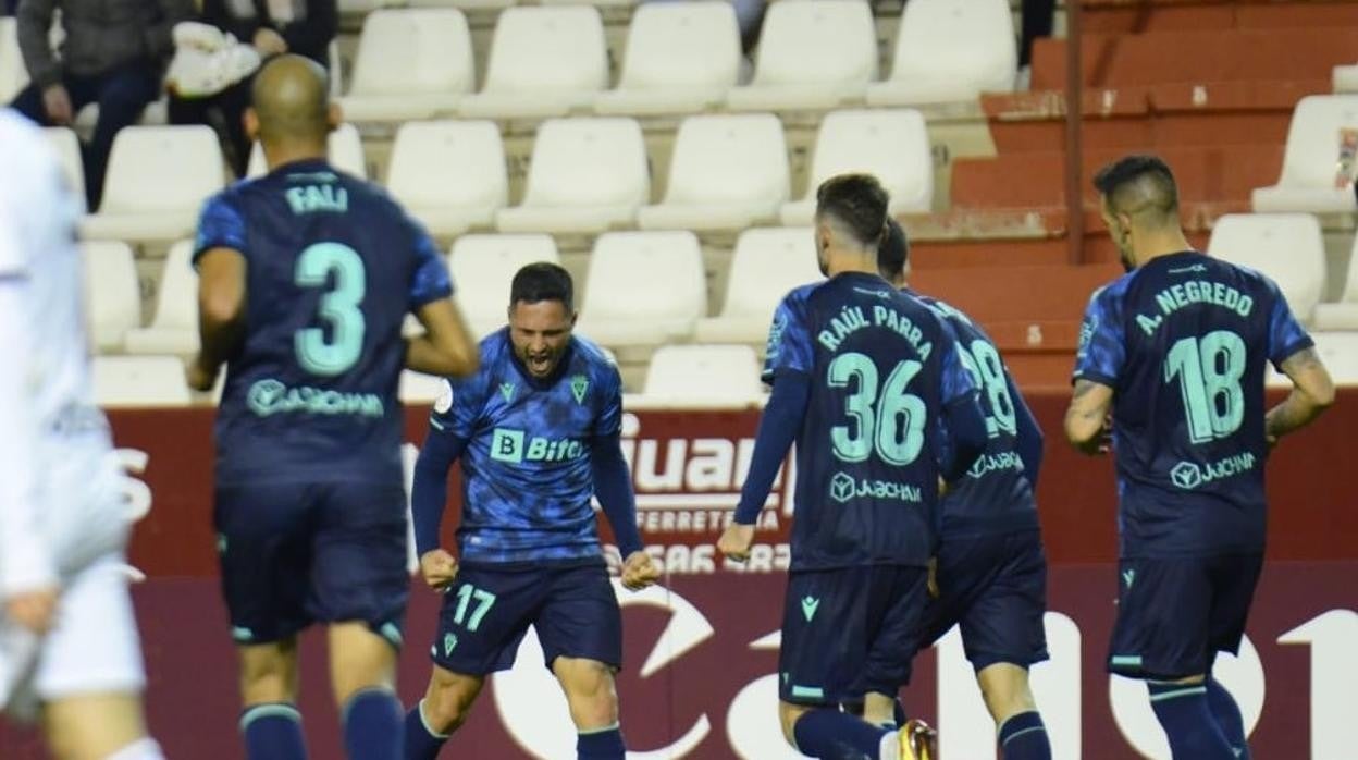 Andone celebra su gol en Albacete