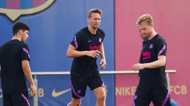 Fichajes Cádiz CF: Nuevo plazo para Luuk de Jong