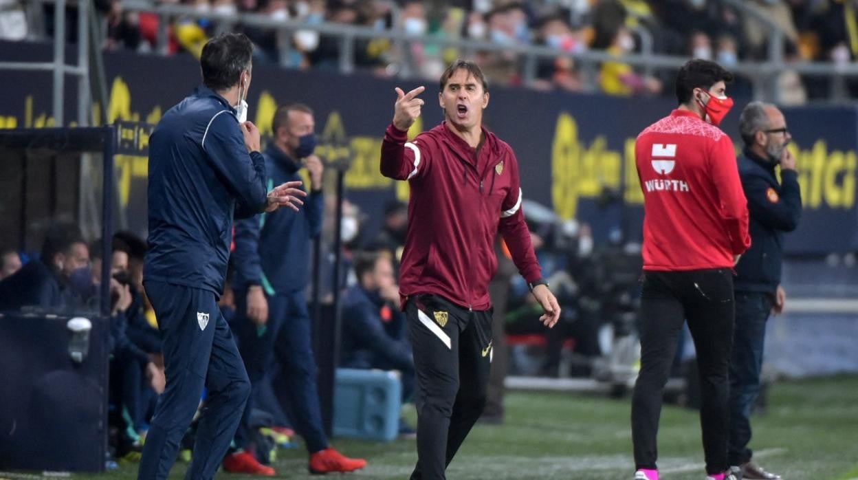 Lopetegui: «Con el 0-1 aparecieron más espacios»