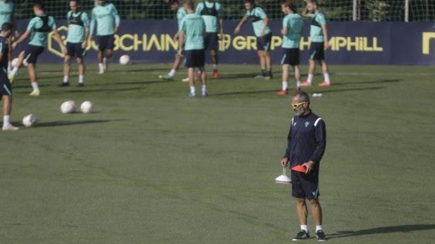 Cervera no alucinará con la Copa