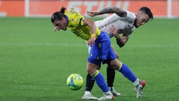 Las alineaciones del Osasuna - Cádiz