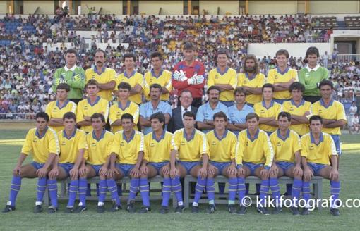 Plantilla del Cádiz en la temporada 1989/90.