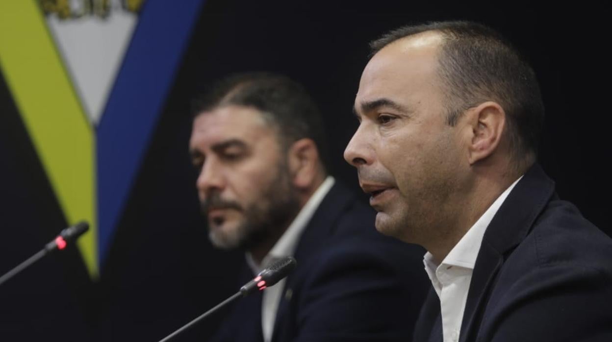 Jorge Cordero y Enrique Ortiz durante la rueda de prensa.