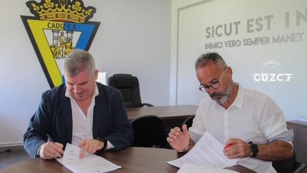 El Cádiz CF llevará a juicio al mejor entrenador de su historia