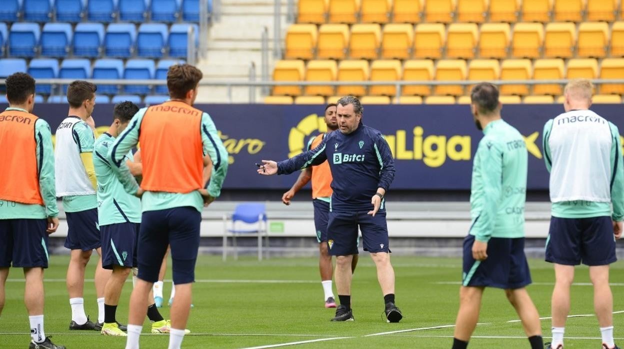 Sergio entrenó con sus hombres el pasado jueves en Carranza.