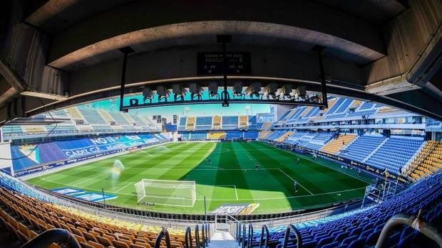 ¿Qué mejoras podría tener el estadio en manos del Cádiz CF?