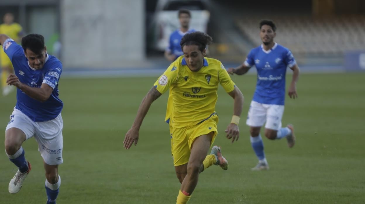 El Cádiz B ganó en Chapín.