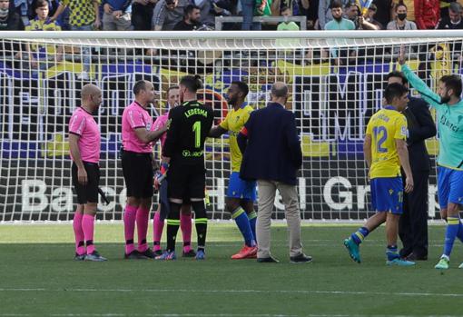 Conan Ledesma atajó un penalti en el Cádiz - Celta.