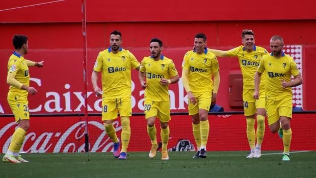 Rubén Alcaraz: al Camp Nou sin el jugador total