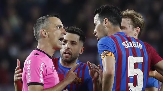 (Vídeo) Jordi Alba y sus 'pataletas'