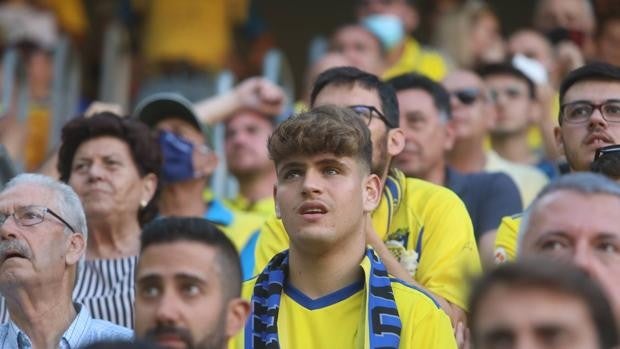 El Cádiz CF se la juega en Mendizorroza sin depender de sí mismo