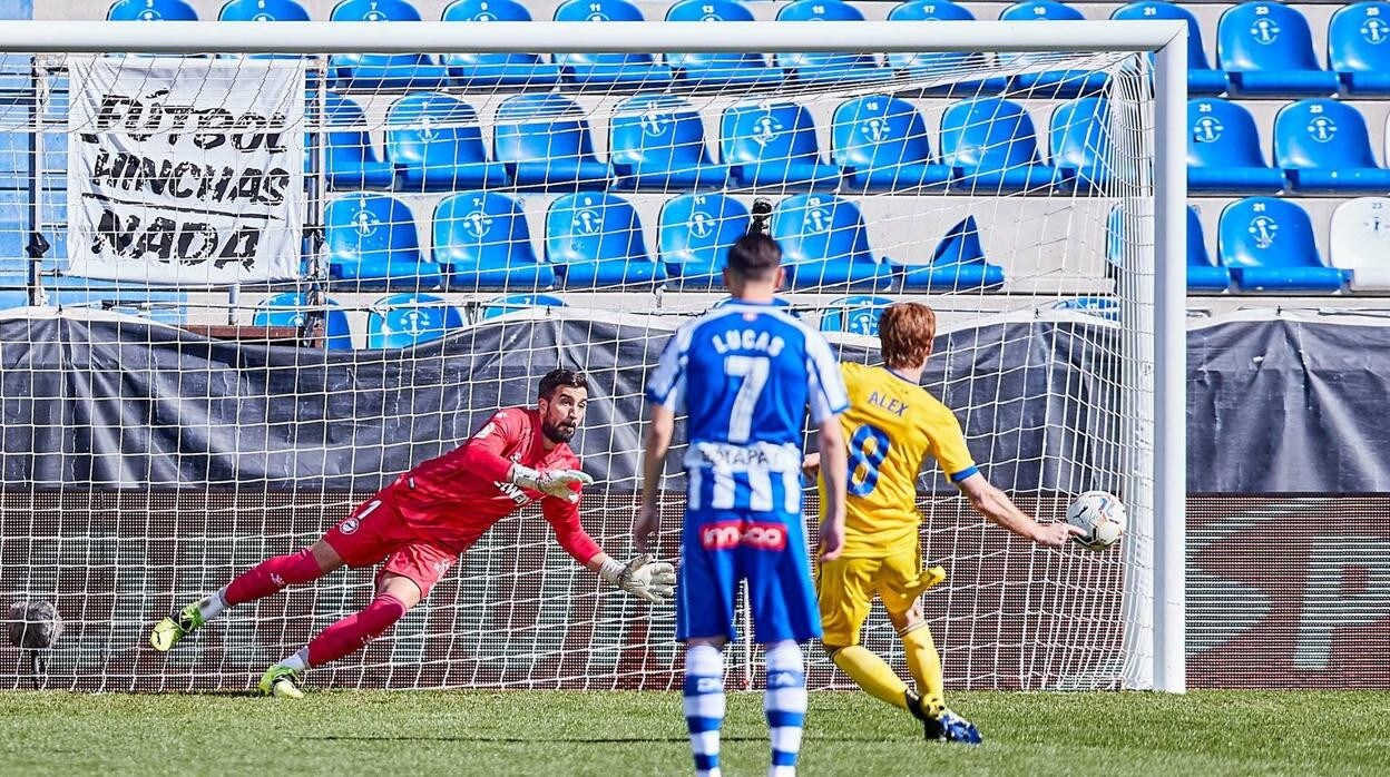 El Cádiz CF empató la temporada pasada en Mendizorroza con un gol de Álex en la recta final.