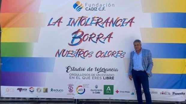 El Cádiz CF, orgulloso de un estadio «libre»