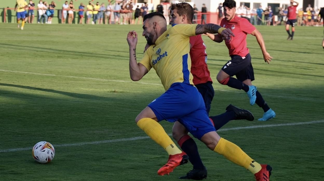 El Cádiz CF juega ante el Barbate en Benalup-Casas Viejas.