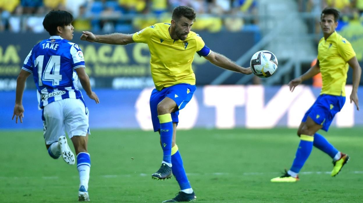 José Mari en un lance del partido ante la Real Sociedad