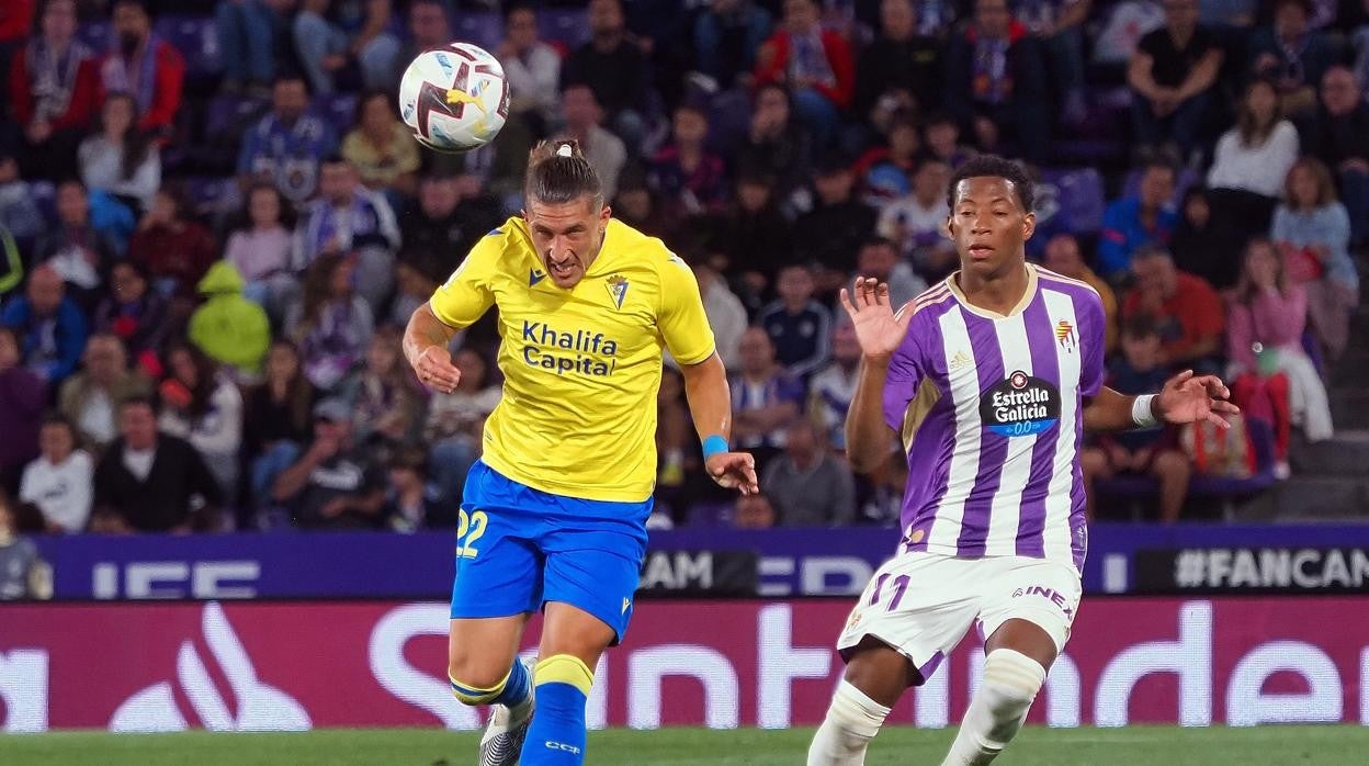 'Pacha' Espino, durante el encuentro ante el Valladolid