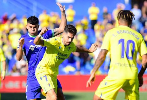 Sobrino y Bongonda fueron titulares en el Coliseum ante el Getafe.