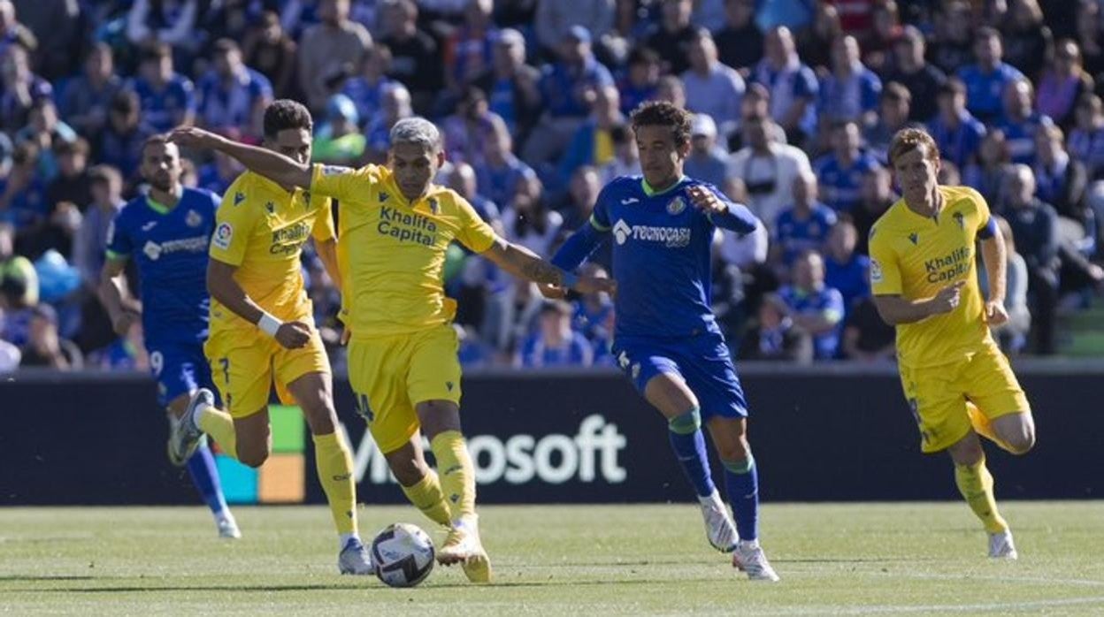 El Cádiz CF visitó el Coliseum de Getafe.