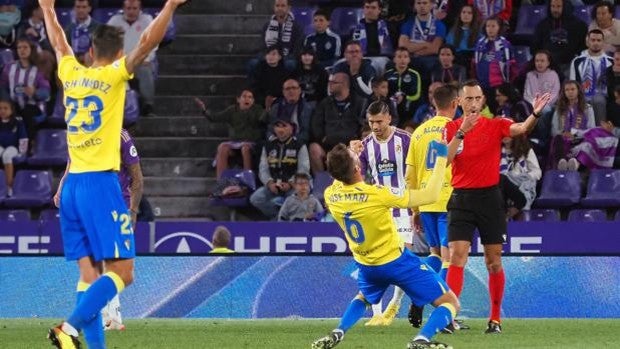 Las notas del Cádiz CF en el primer tramo liguero