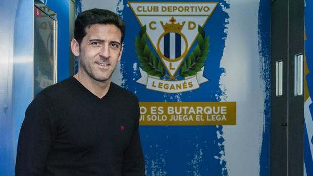 Otro hombre para redactar informes