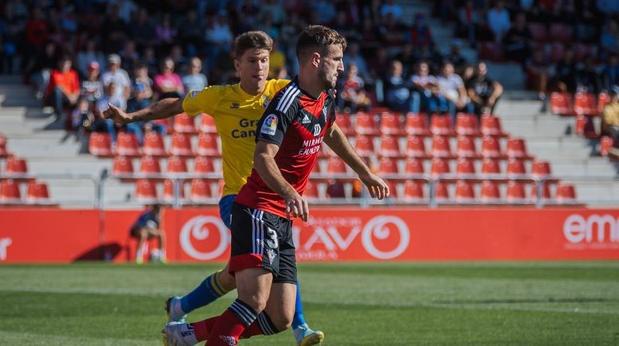 Ya es oficial: Raúl Parra regresa al Cádiz CF