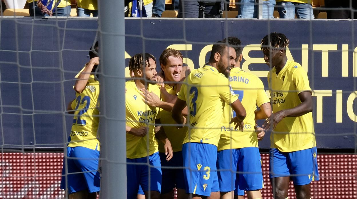 El Cádiz CF recibe esta jornada al Almería en tierras gaditanas.