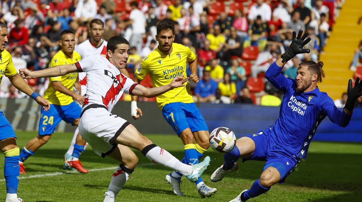 El Rayo 5 Cádiz 1 ha sido el partido de la Liga con menos descuento.