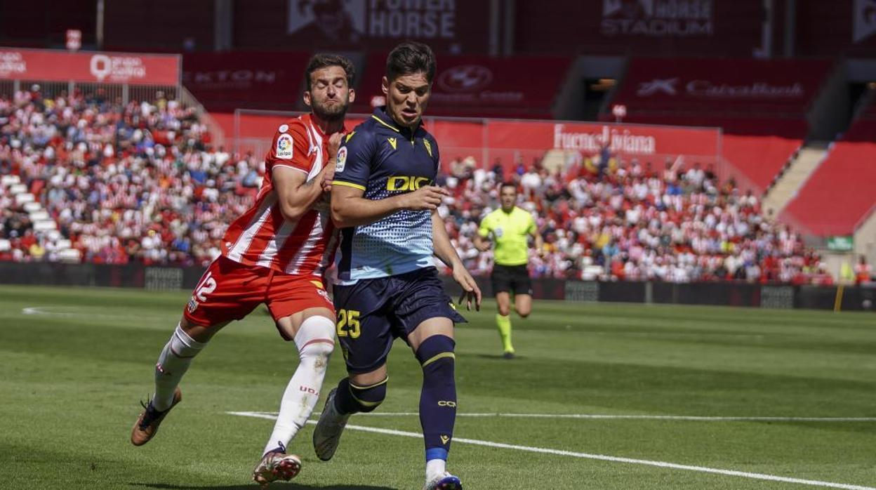 Almería - Cádiz; resumen, resultado y goles (1-1)