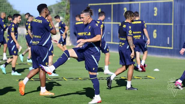 (Vídeo) Zaldua vuelve al césped