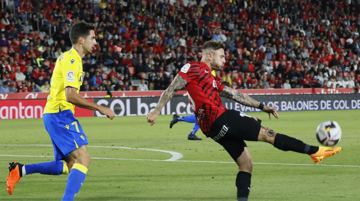 Sobrino en una acción del partido