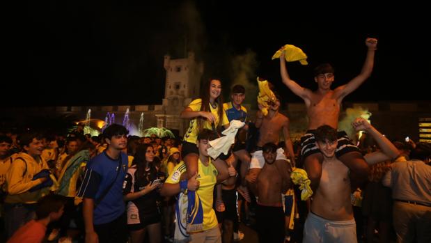 La fiesta de la permanencia se traslada a las Puertas de Tierra