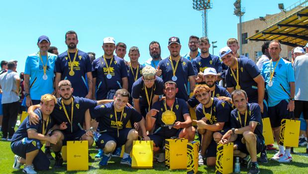 El Cádiz CF Genuine deja su huella como ejemplo de valores
