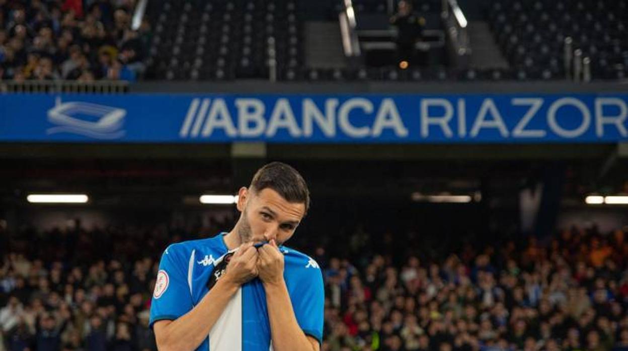 Lucas Pérez, el día de su vuelta.