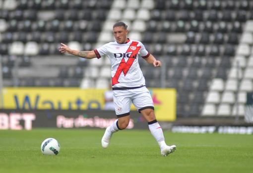 Espino ya ha disfrutado de minutos con la camiseta del Rayo