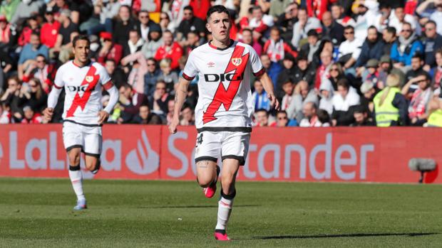 Sergio Camello: los amarillos toman la delantera
