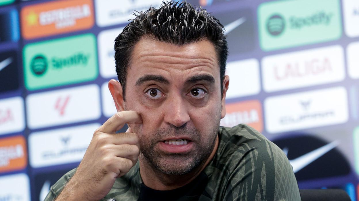 Xavi en rueda de prensa