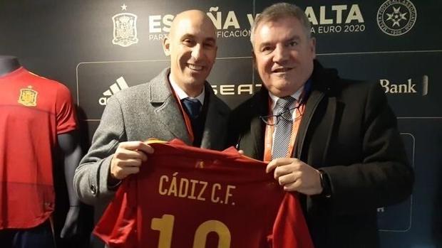 El Cádiz CF deja caer a Rubiales