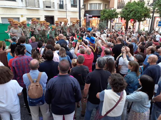 Vídeo: Chirigota 'Aquí huele a verdín', en el Palillero