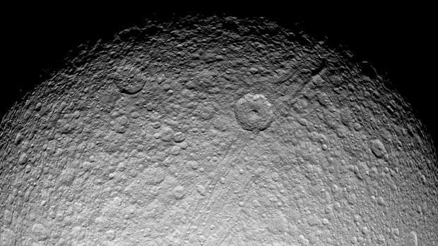 Tetis, luna de Saturno