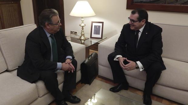 Reunión del ministro del Interior ayer con el consejero catalán