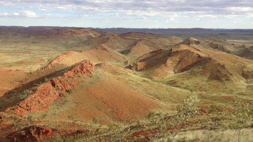 Crestas en el cratón de Pilbara, al oeste de Australia, donde se han encontrado los restos