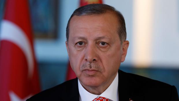 Turquía detiene a más de mil personas acusadas de golpistas