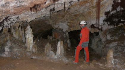 Atapuerca abrirá al público una cueva de hace dos millones de años