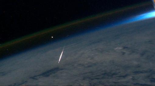 Una Perseida vista desde la Estación Espacial Internacional