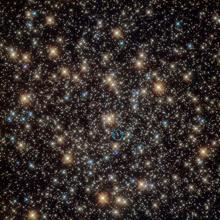 La región central del cúmulo globular de estrellas NGC 3201 en la constelación austral de la Vela