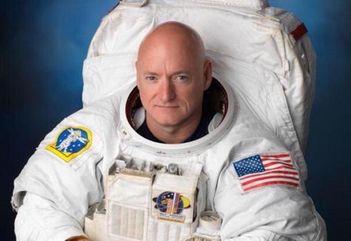 Retrato oficial de Scott Kelly