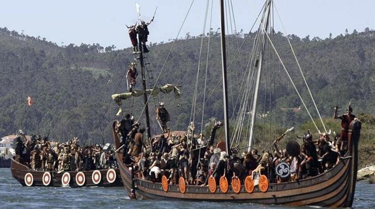 Recreación de desembarco vikingo