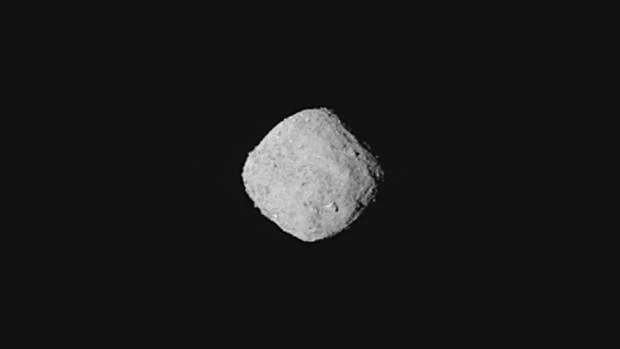 La NASA llega a Bennu, el asteroide que puede chocar con la Tierra