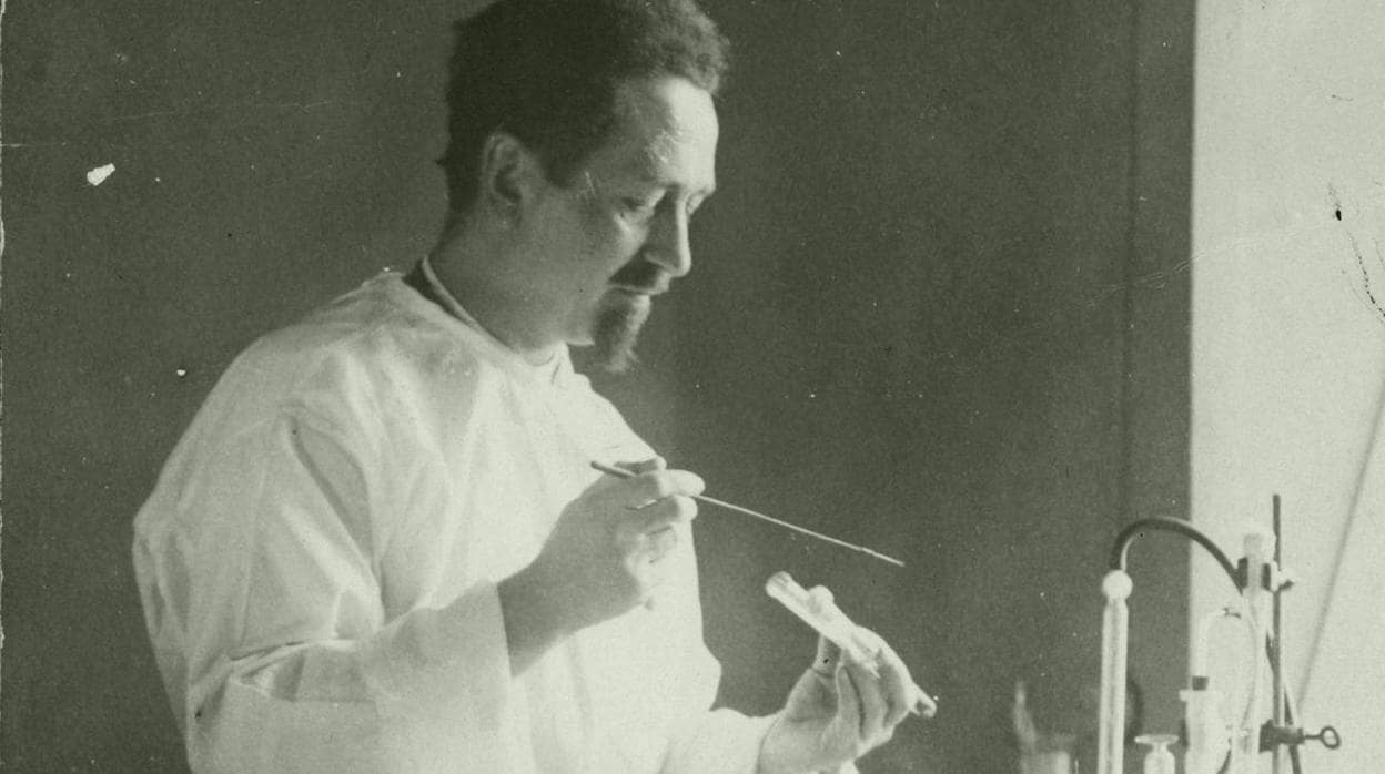 Rudolf Weigl, el científico que creó la primera vacuna efectiva contra el tifus